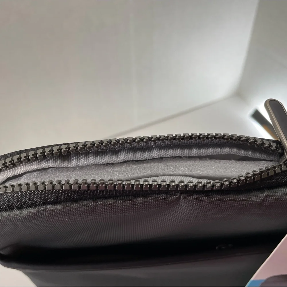 Targus 13-14 Urban Laptop Sleeve